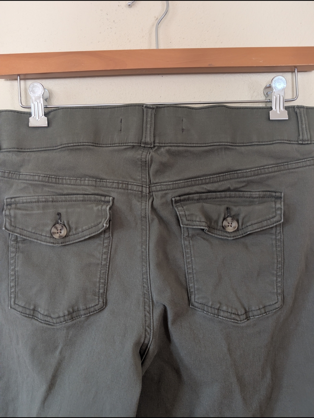 Gloria Vanderbilt Olive Green Capris Skimmers 12